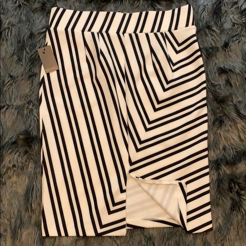 ELOQUII Neoprene Pencil Skirt Size 20 - Picture 3 of 4